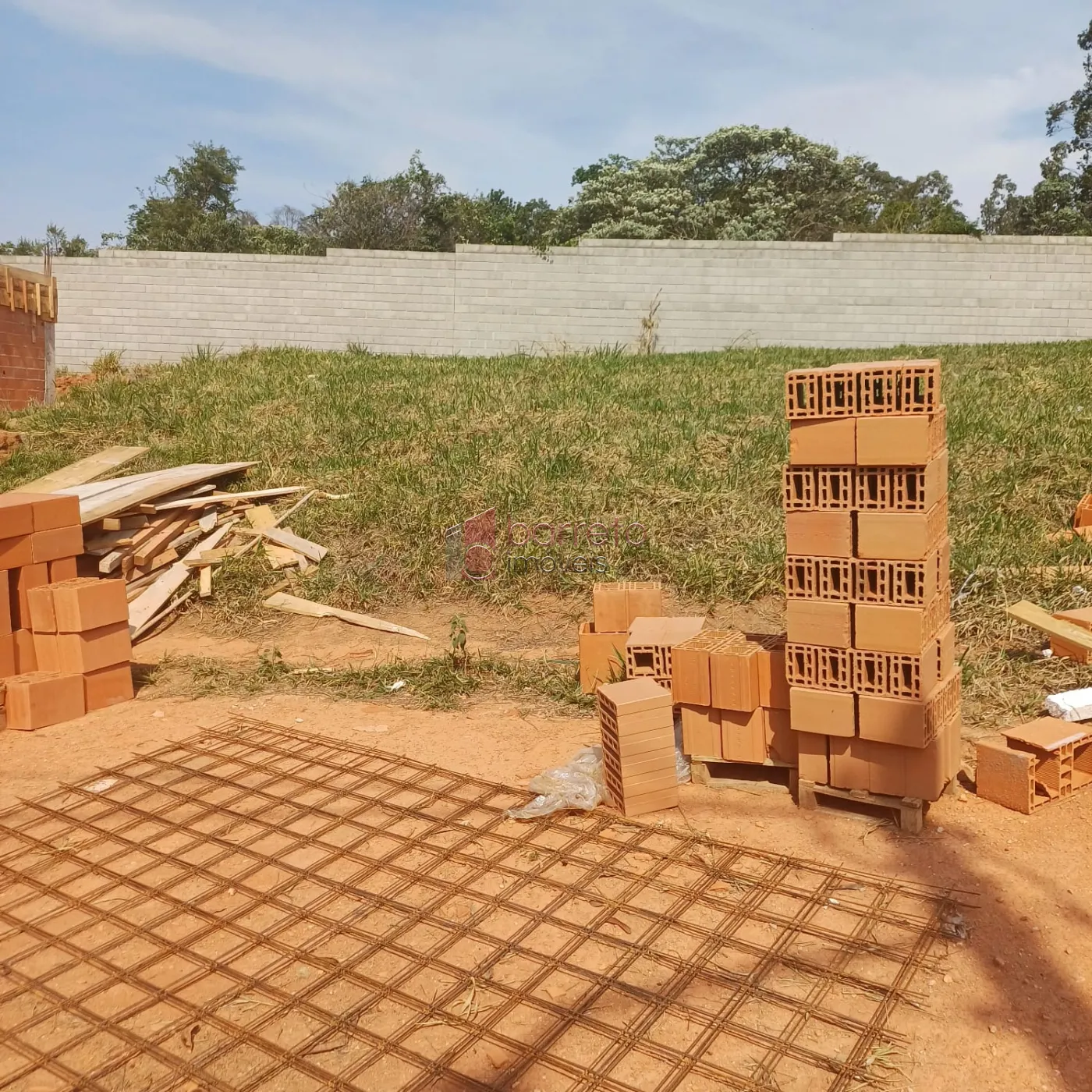 TERRENO À VENDA NO CONDOMÍNIO LAGO AZUL – JUNDIAÍ/SP