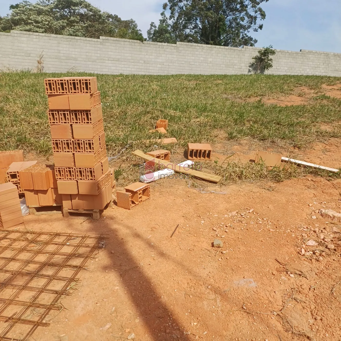 TERRENO À VENDA NO CONDOMÍNIO LAGO AZUL – JUNDIAÍ/SP