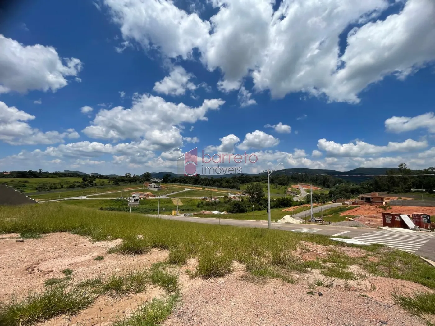 TERRENO À VENDA NO CONDOMÍNIO RESIDENCIAL LAGO AZUL EM JUNDIAÍ/SP