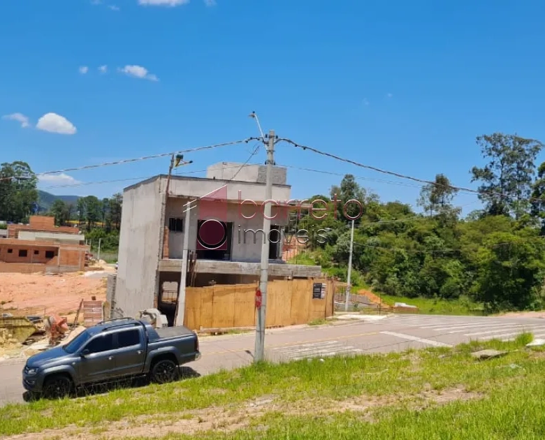 TERRENO À VENDA NO CONDOMÍNIO RESIDENCIAL LAGO AZUL EM JUNDIAÍ/SP