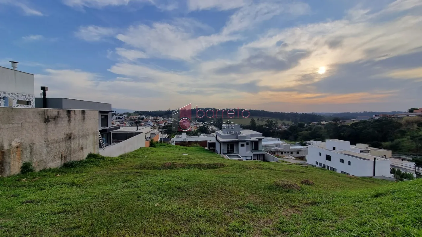 BELO LOTE COM PROJETO APROVADO À VENDA NO CONDOMÍNIO TERRAS DE JUNDIAÍ – BAIRRO CAXAMBU – JUNDIAÍ/SP