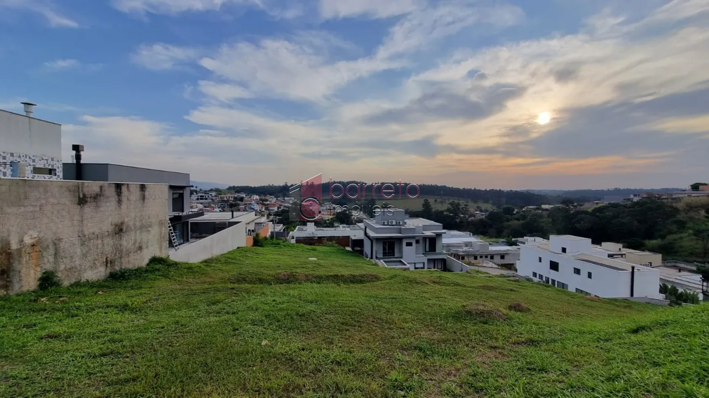 BELO LOTE COM PROJETO APROVADO À VENDA NO CONDOMÍNIO TERRAS DE JUNDIAÍ – BAIRRO CAXAMBU – JUNDIAÍ/SP
