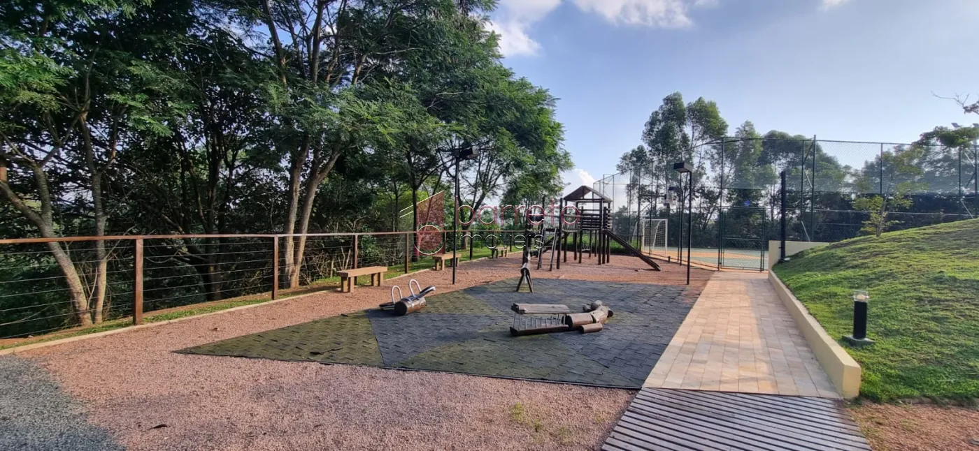 BELO LOTE COM PROJETO APROVADO À VENDA NO CONDOMÍNIO TERRAS DE JUNDIAÍ – BAIRRO CAXAMBU – JUNDIAÍ/SP