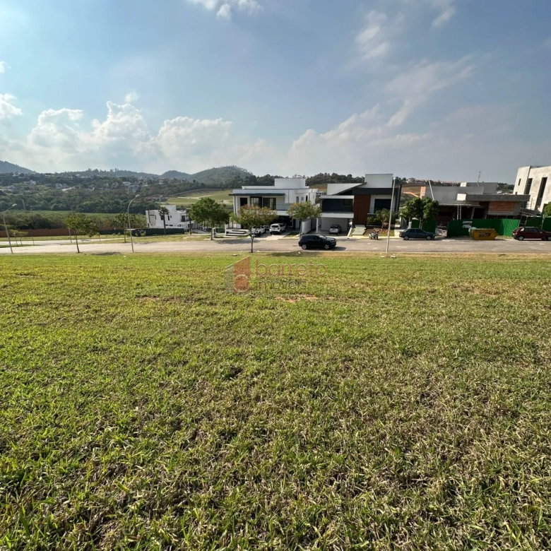TERRENO À VENDA NO CONDOMÍNIO ALPHAVILLE 1 EM JUNDIAÍ/SP
