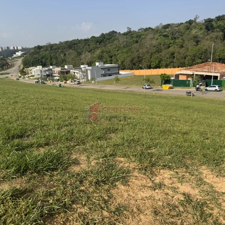 TERRENO À VENDA NO CONDOMÍNIO ALPHAVILLE JUNDIAÍ 1 EM JUNDIAÍ/SP