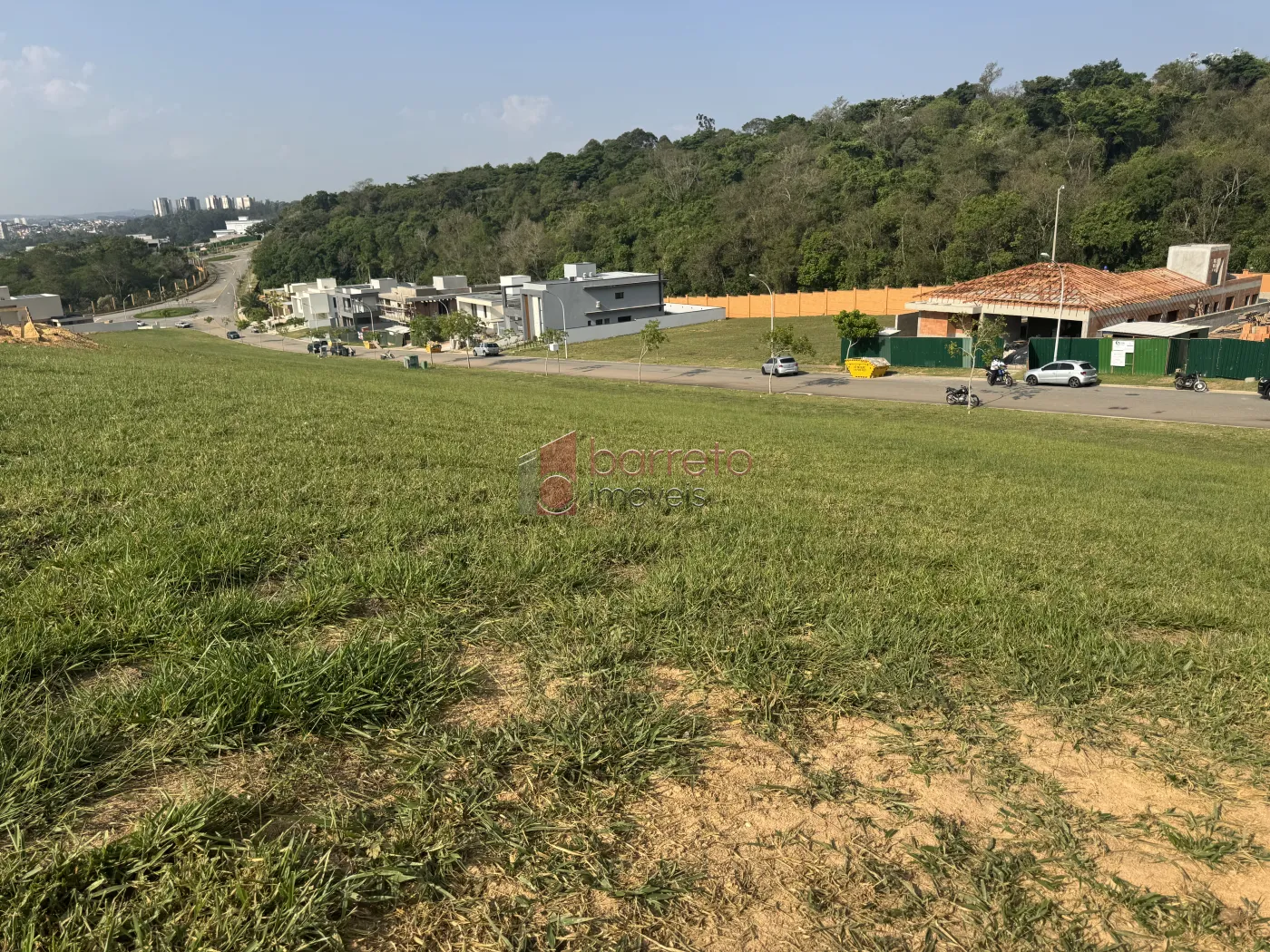 TERRENO À VENDA NO CONDOMÍNIO ALPHAVILLE JUNDIAÍ 1 EM JUNDIAÍ/SP