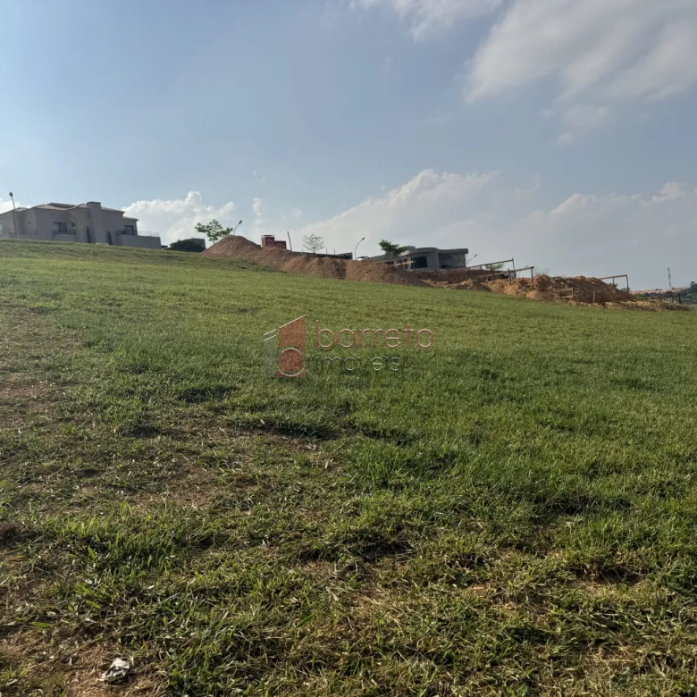 TERRENO À VENDA NO CONDOMÍNIO ALPHAVILLE JUNDIAÍ 1 EM JUNDIAÍ/SP