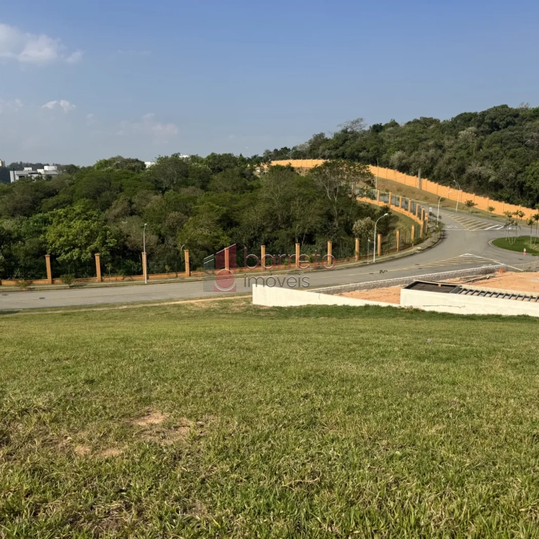 TERRENO À VENDA NO CONDOMÍNIO ALPHAVILLE JUNDIAÍ 1 EM JUNDIAÍ/SP