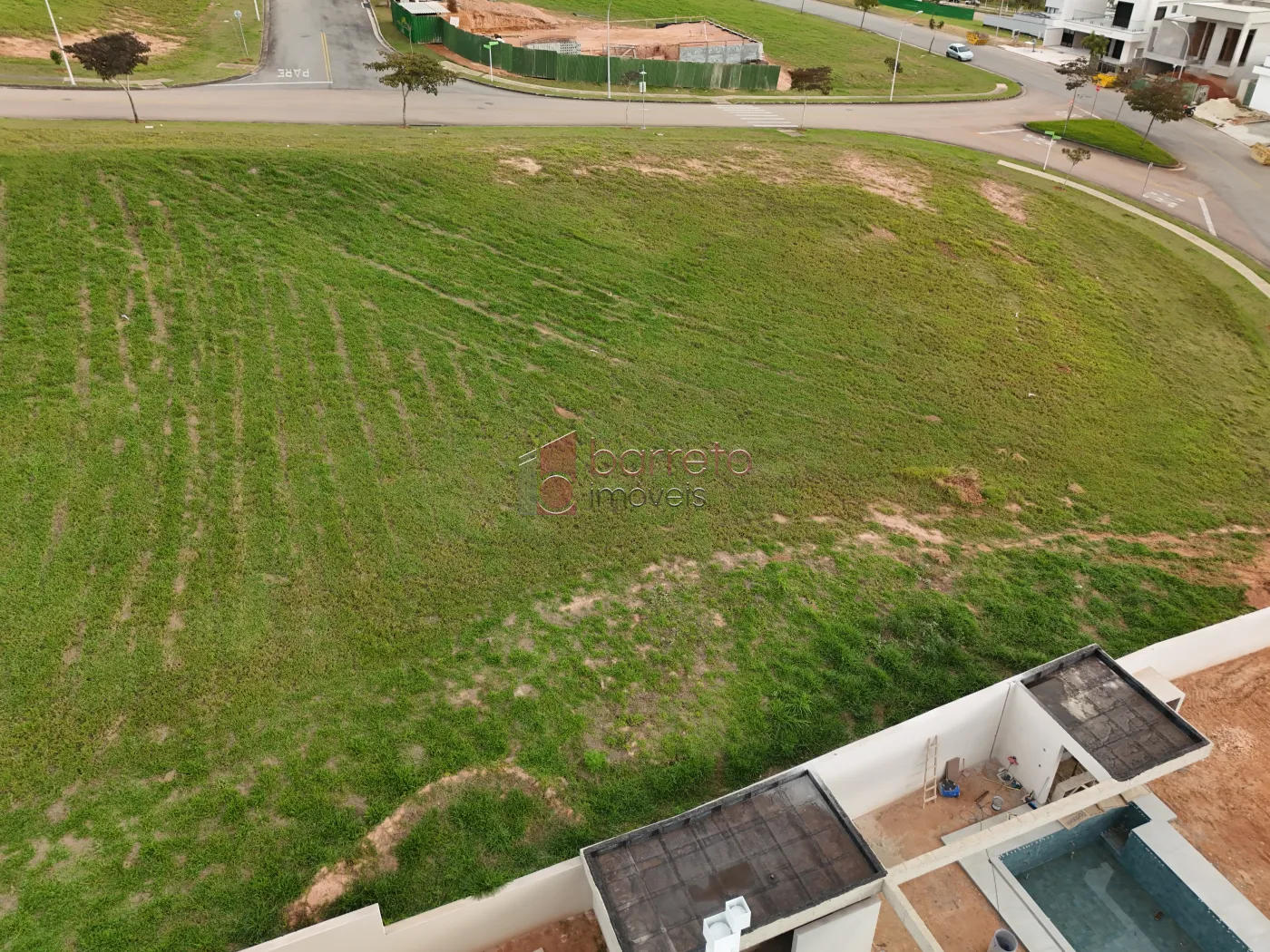 TERRENO À VENDA NO CONDOMÍNIO ALPHAVILLE JUNDIAÍ 1 EM JUNDIAÍ/SP