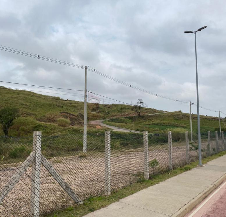 OPORTUNIDADE DE INVESTIMENTO EM ÀREA DE 36.000 MT²  ÀS MARGENS DA ROD. ANHANGUERA