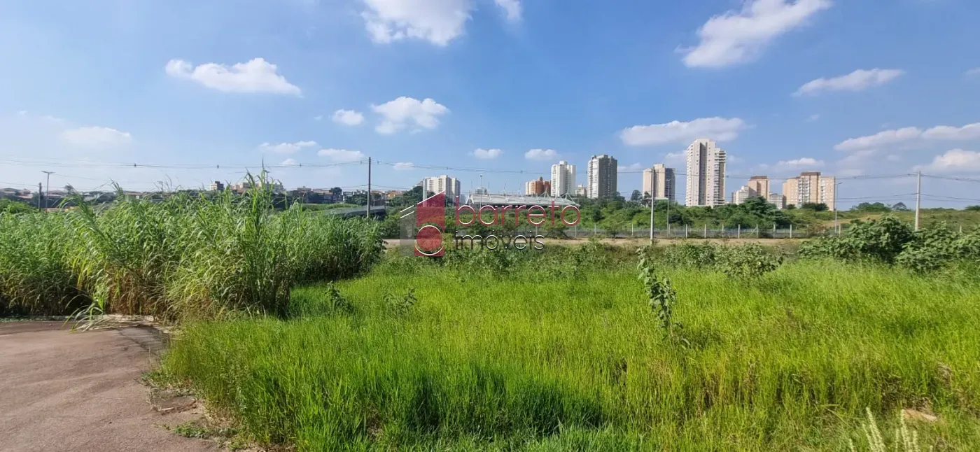 OPORTUNIDADE DE INVESTIMENTO EM ÀREA DE 36.000 MT²  ÀS MARGENS DA ROD. ANHANGUERA
