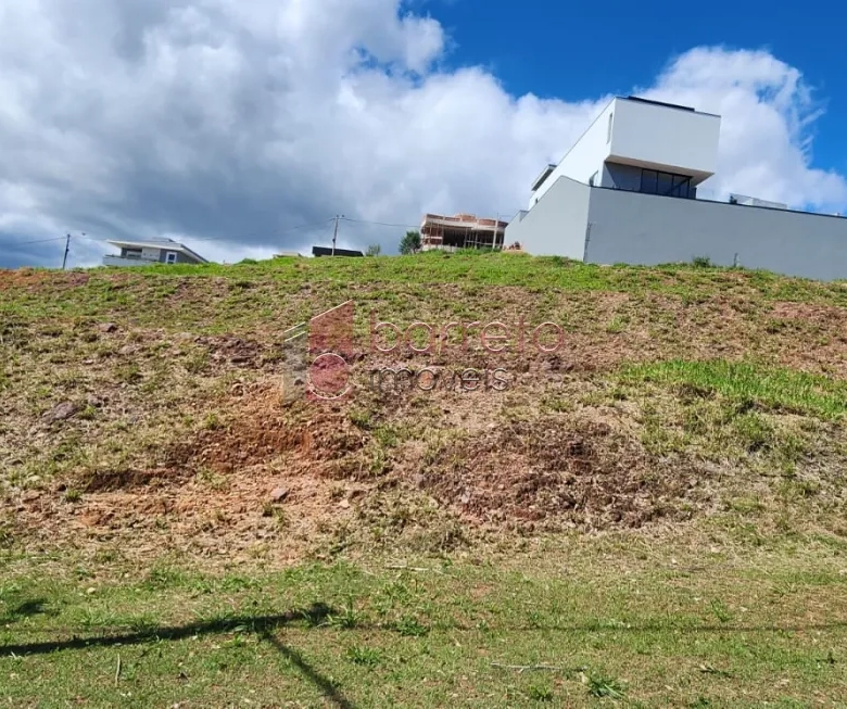 TERRENO À VENDA NO CONDOMÍNIO BOSQUE DO HORTO EM JUNDIAÍ/SP