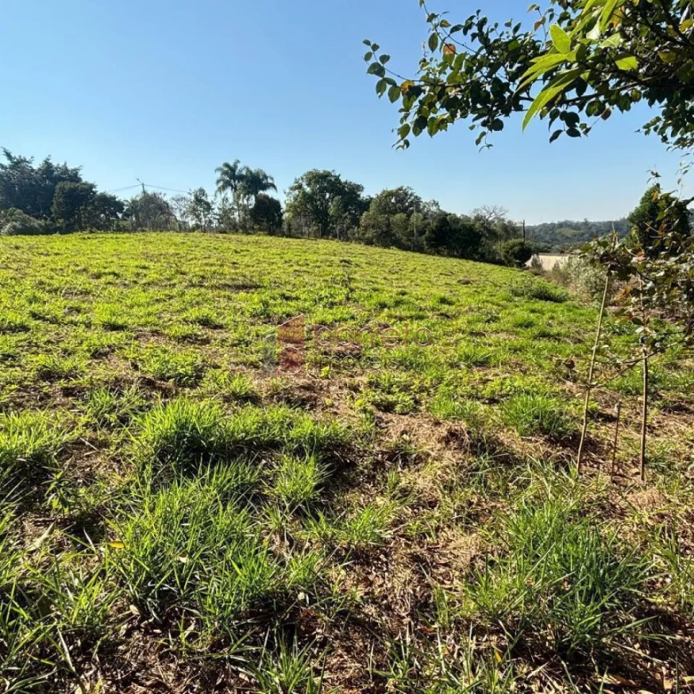 TERRENO PARA VENDA NO LOTEAMENTO CHÁCARAS VENDRAMIN CAXAMBU – JUNDIAÍ/SP