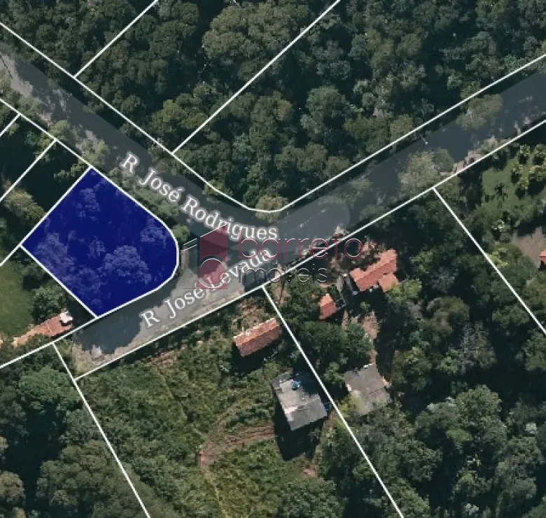TERRENO DE ESQUINA  À VENDA NAS IMEDIAÇÕES DO ENGORDADOURO – JUNDIAÍ/SP