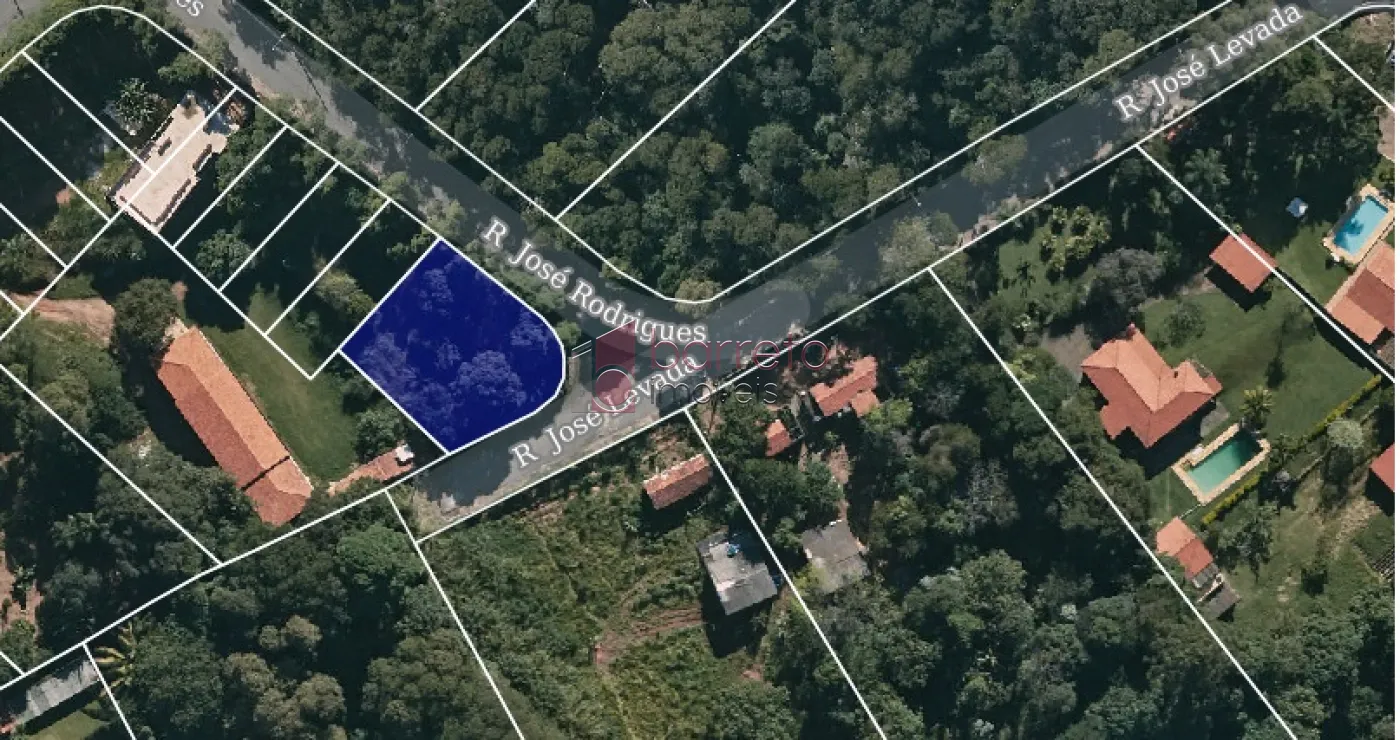 TERRENO DE ESQUINA  À VENDA NAS IMEDIAÇÕES DO ENGORDADOURO – JUNDIAÍ/SP