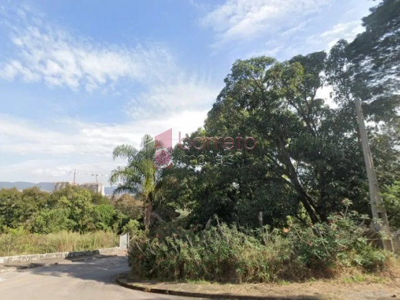 TERRENO DE ESQUINA  À VENDA NAS IMEDIAÇÕES DO ENGORDADOURO – JUNDIAÍ/SP