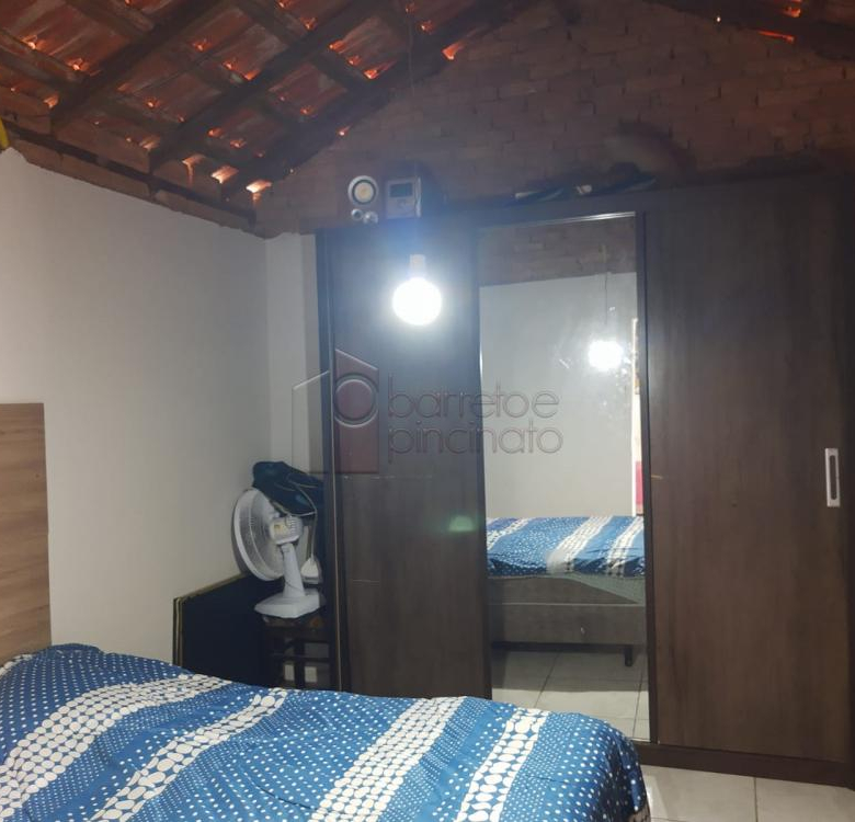 TERRENO COM CASA ANTIGA À VENDA NO JARDIM SANTA TERESA – JUNDIAÍ/SP