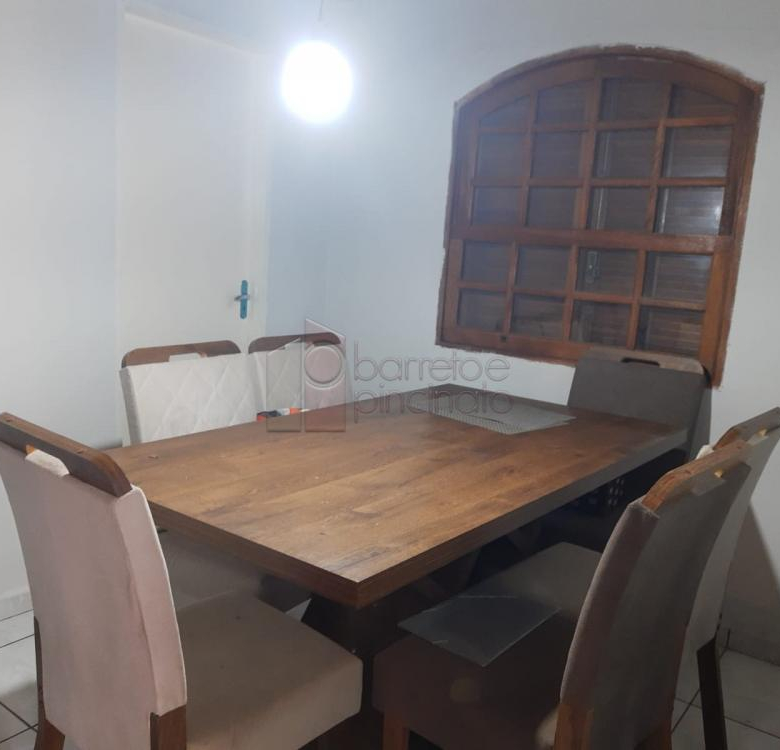 TERRENO COM CASA ANTIGA À VENDA NO JARDIM SANTA TERESA – JUNDIAÍ/SP