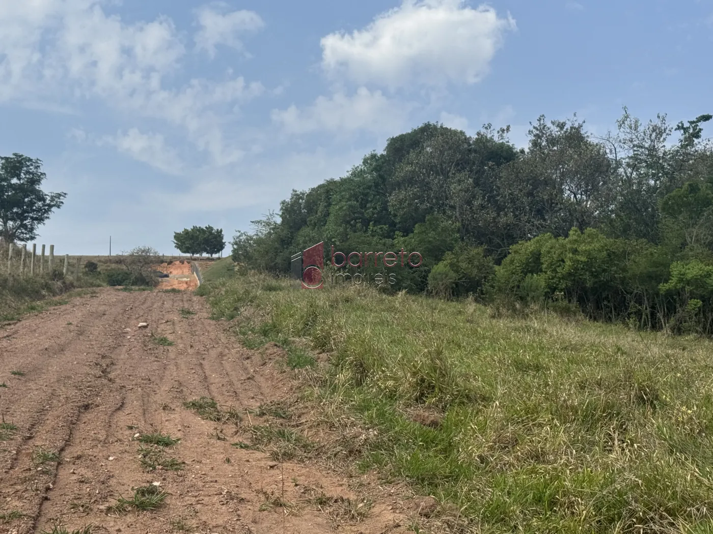 TERRENO À VENDA – BAIRRO MATO DENTRO – JUNDIAÍ/SP