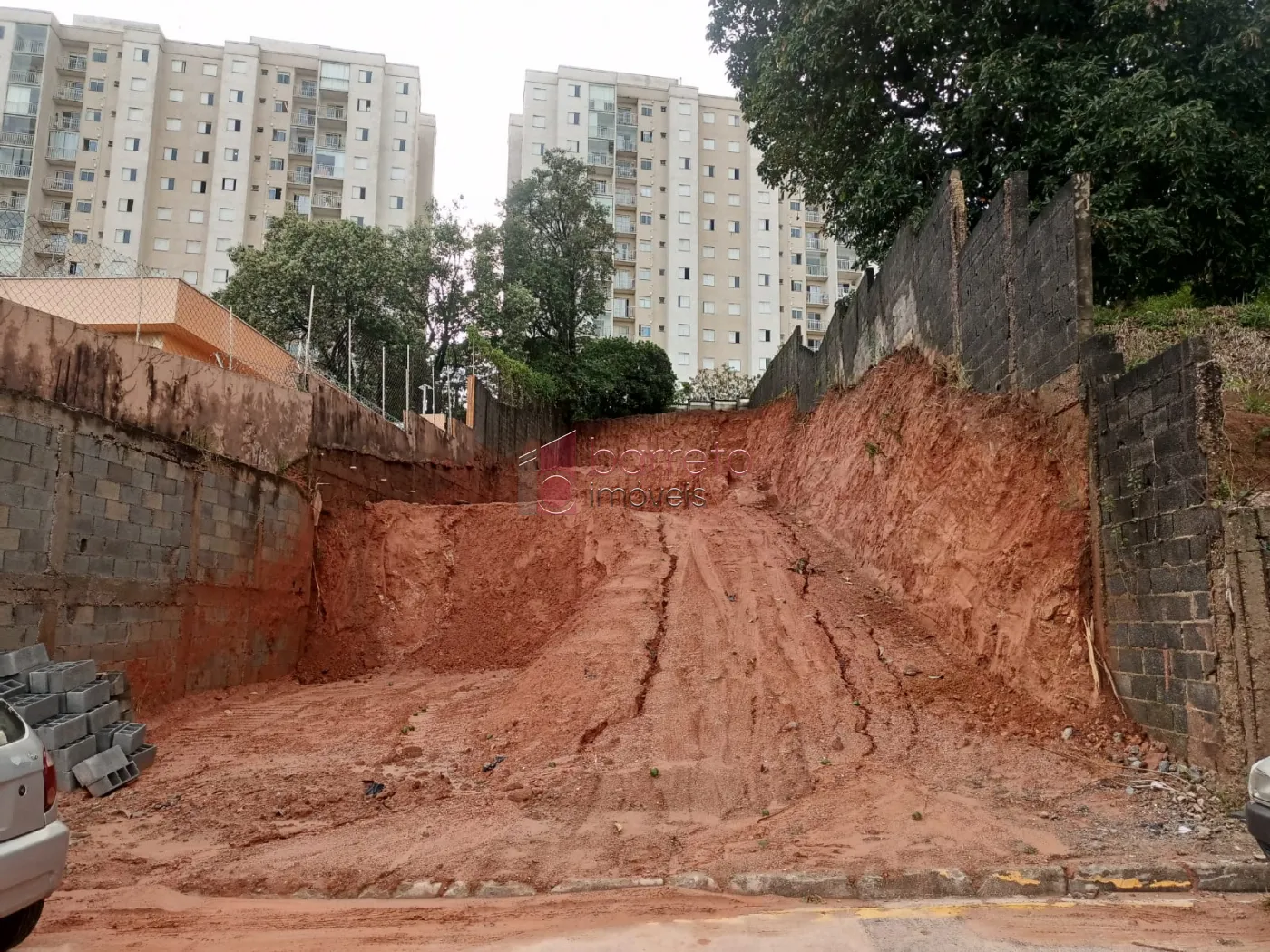 TERRENO PARA VENDA NO VILA SANTANA – JUNDIAÍ/SP