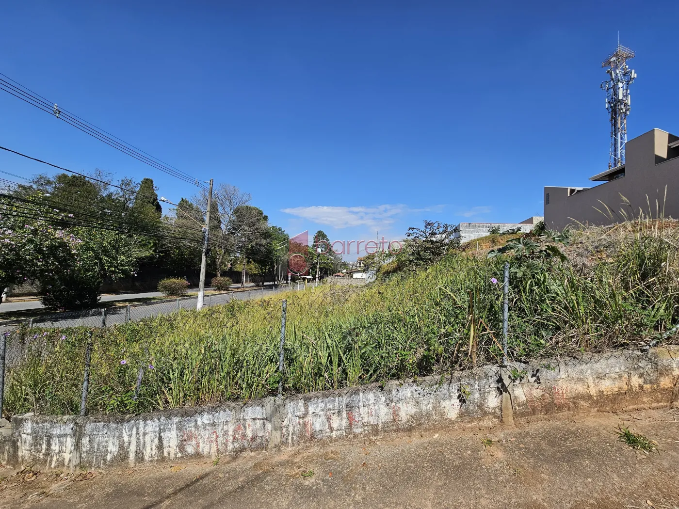 TERRENO DE ESQUINA À VENDA NO BAIRRO VILA SÃO PAULO – JUNDIAÍ/SP