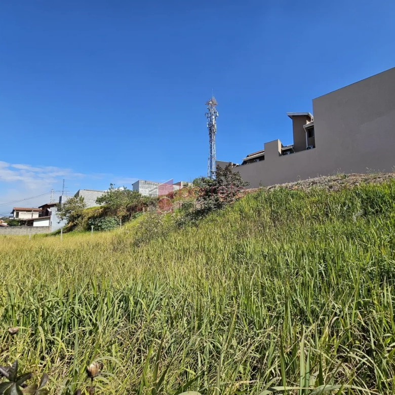 TERRENO DE ESQUINA À VENDA NO BAIRRO VILA SÃO PAULO – JUNDIAÍ/SP