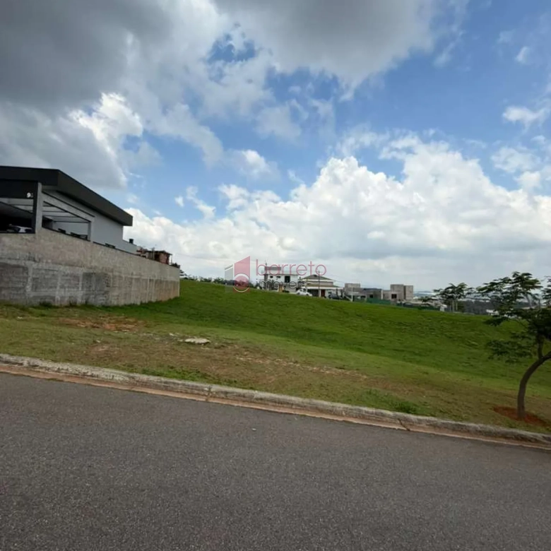 TERRENO À VENDA NO CONDOMÍNIO RESERVA SANTA ISABEL II EM LOUVEIRA/SP