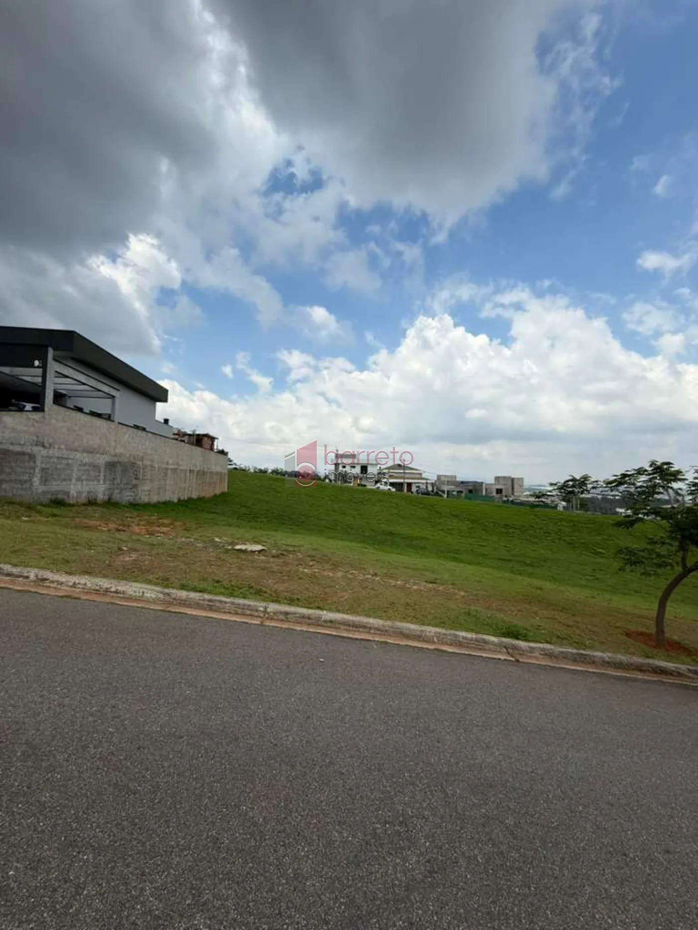 TERRENO À VENDA NO CONDOMÍNIO RESERVA SANTA ISABEL II EM LOUVEIRA/SP