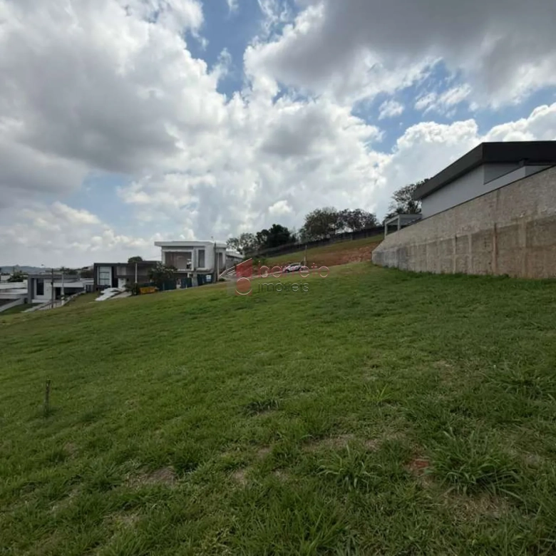 TERRENO À VENDA NO CONDOMÍNIO RESERVA SANTA ISABEL II EM LOUVEIRA/SP