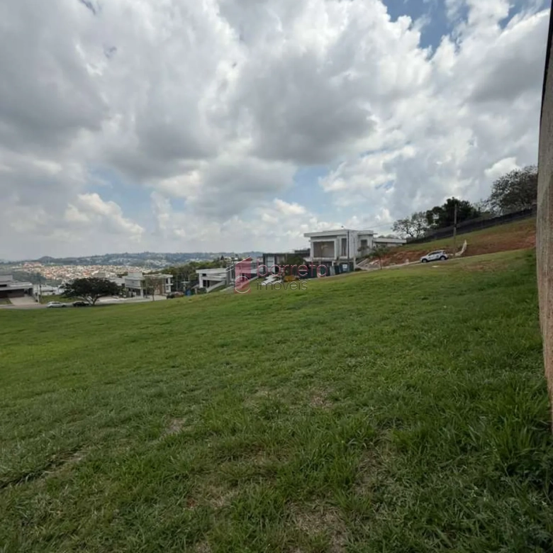 TERRENO À VENDA NO CONDOMÍNIO RESERVA SANTA ISABEL II EM LOUVEIRA/SP
