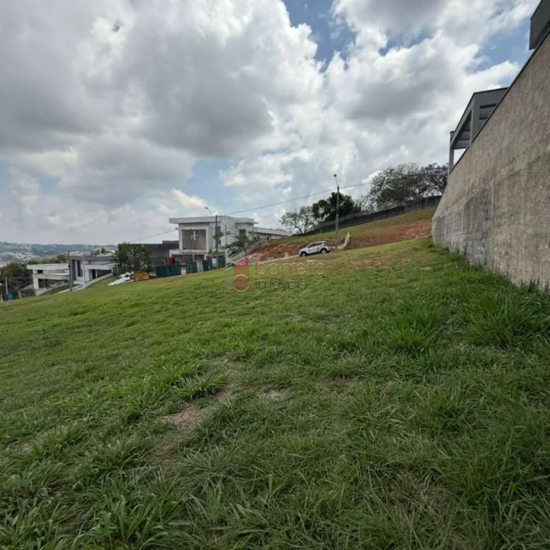 TERRENO À VENDA NO CONDOMÍNIO RESERVA SANTA ISABEL II EM LOUVEIRA/SP