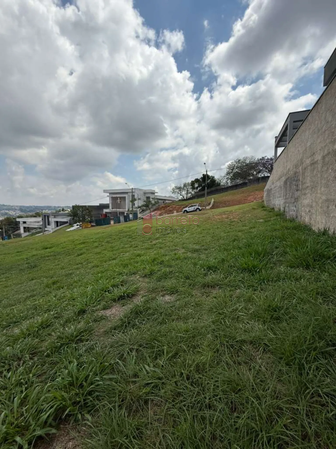 TERRENO À VENDA NO CONDOMÍNIO RESERVA SANTA ISABEL II EM LOUVEIRA/SP