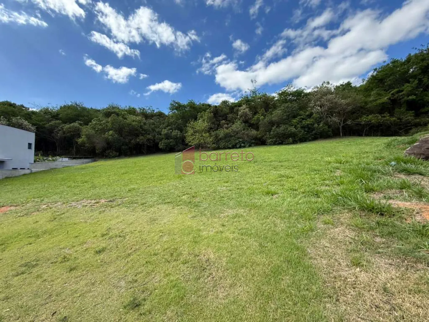 TERRENO À VENDA NO CONDOMÍNIO RESERVA SANTA ISABEL II EM LOUVEIRA/SP