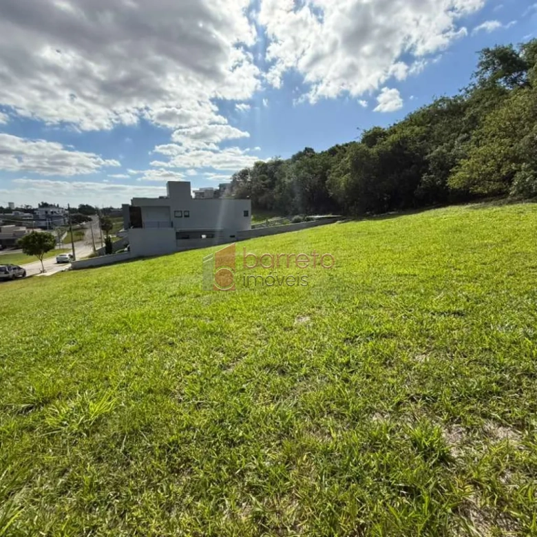 TERRENO À VENDA NO CONDOMÍNIO RESERVA SANTA ISABEL II EM LOUVEIRA/SP