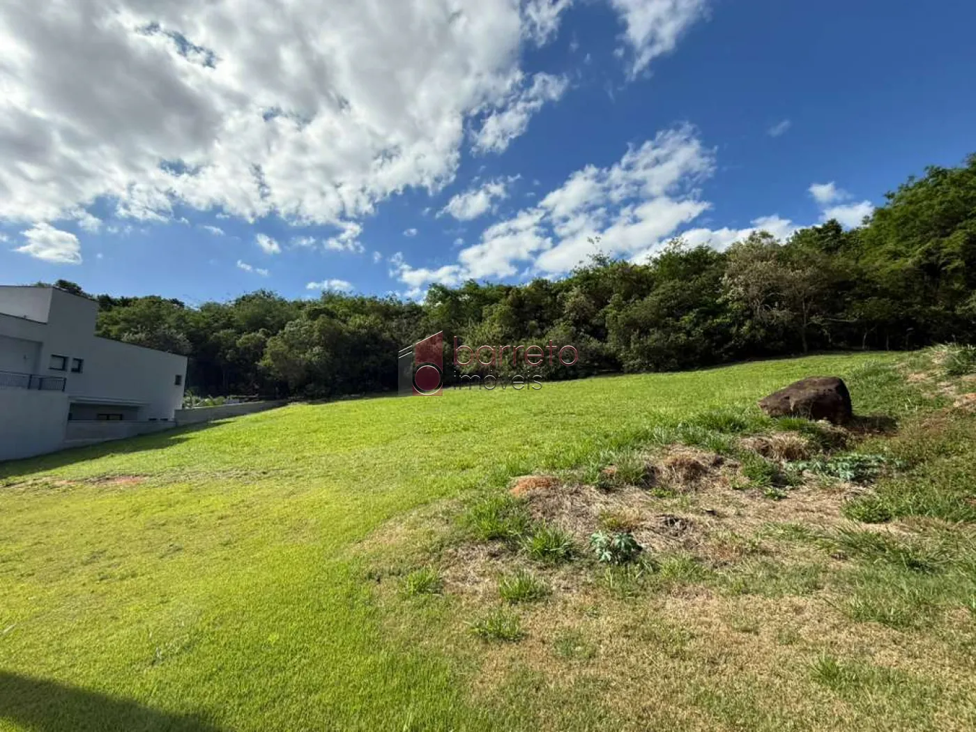 TERRENO À VENDA NO CONDOMÍNIO RESERVA SANTA ISABEL II EM LOUVEIRA/SP