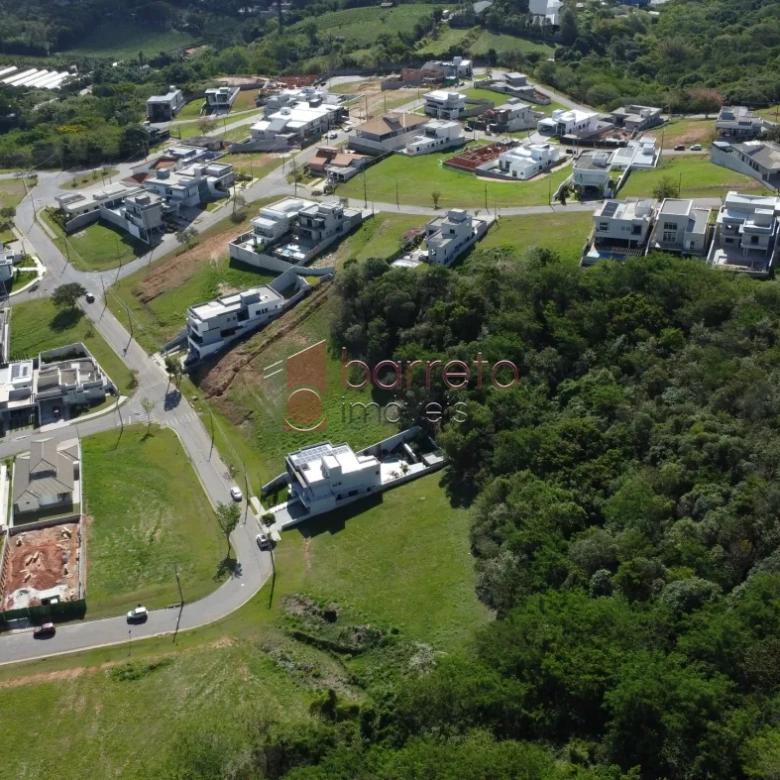 TERRENO À VENDA NO CONDOMÍNIO RESERVA SANTA ISABEL II EM LOUVEIRA/SP