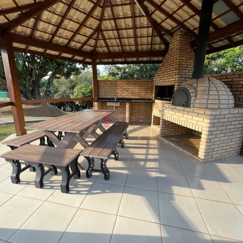 TERRENO À VENDA NO CONDOMÍNIO RESERVA SANTA ISABEL II – LOUVEIRA/SP