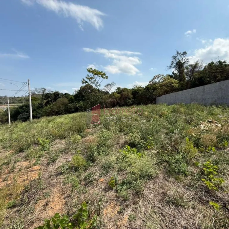 TERRENO COM ÓTIMA TOPOGRAFIA À VENDA NO CONDOMÍNIO RESERVA DI TAMAI EM LOUVEIRA/SP