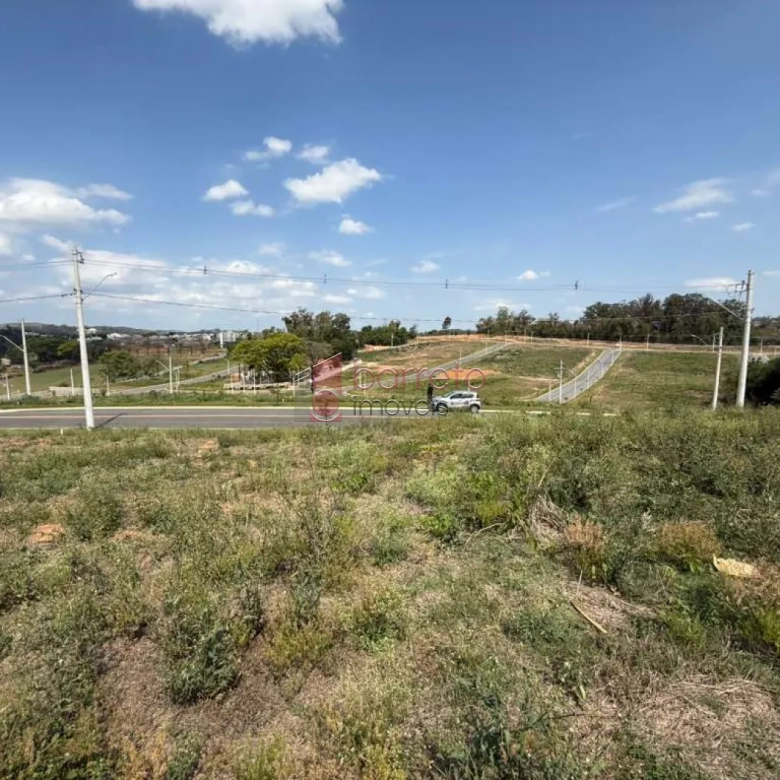 TERRENO COM ÓTIMA TOPOGRAFIA À VENDA NO CONDOMÍNIO RESERVA DI TAMAI EM LOUVEIRA/SP