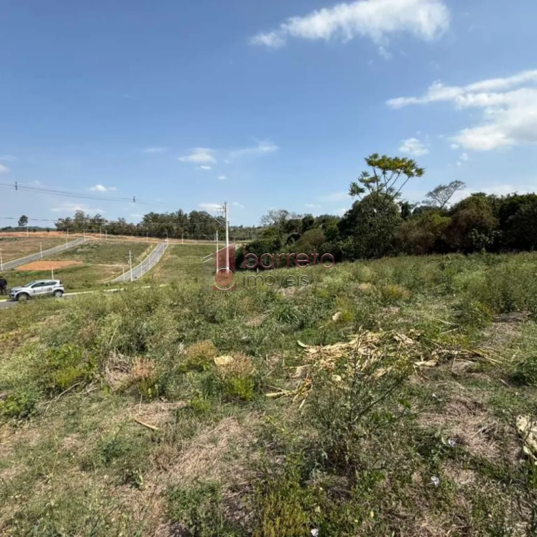 TERRENO COM ÓTIMA TOPOGRAFIA À VENDA NO CONDOMÍNIO RESERVA DI TAMAI EM LOUVEIRA/SP