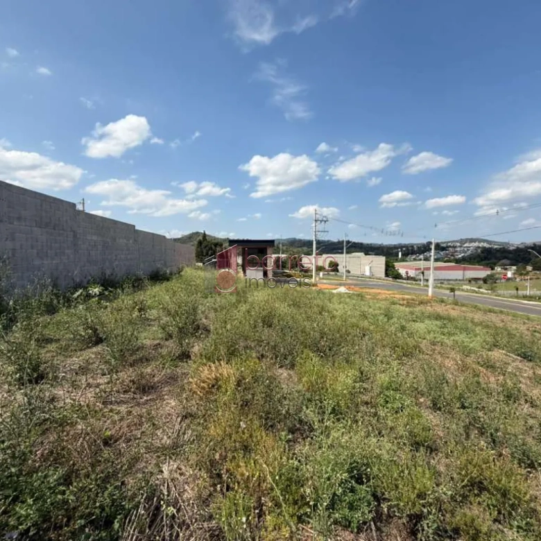 TERRENO COM ÓTIMA TOPOGRAFIA À VENDA NO CONDOMÍNIO RESERVA DI TAMAI EM LOUVEIRA/SP