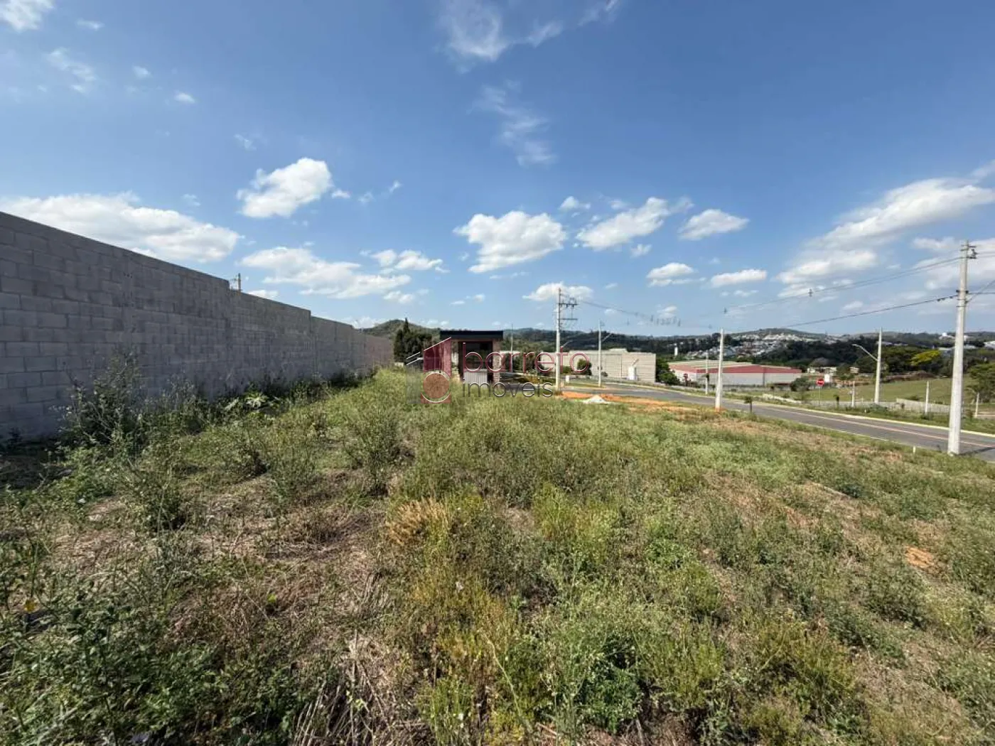 TERRENO COM ÓTIMA TOPOGRAFIA À VENDA NO CONDOMÍNIO RESERVA DI TAMAI EM LOUVEIRA/SP