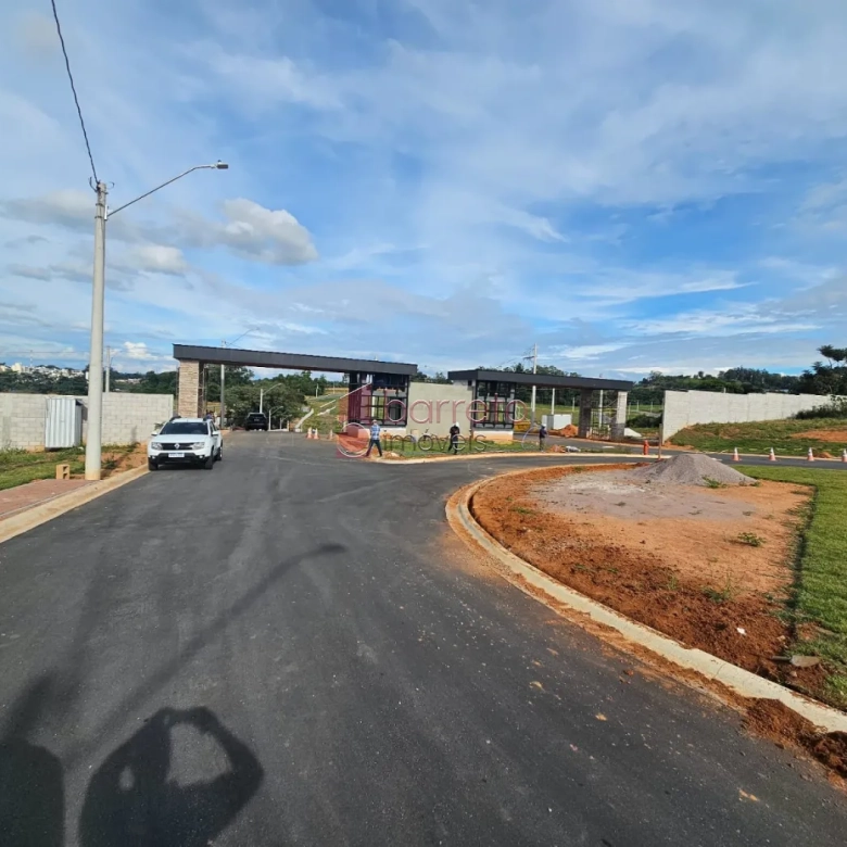 TERRENO À VENDA NO CONDOMÍNIO RESERVA DI TAMAI – LOUVEIRA/SP