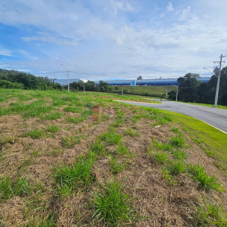 TERRENO À VENDA NO CONDOMÍNIO RESERVA DI TAMAI – LOUVEIRA/SP
