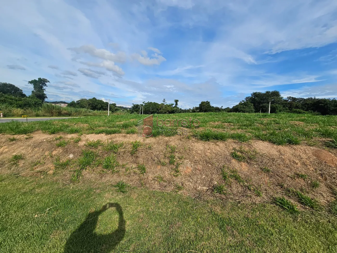TERRENO À VENDA NO CONDOMÍNIO RESERVA DI TAMAI – LOUVEIRA/SP