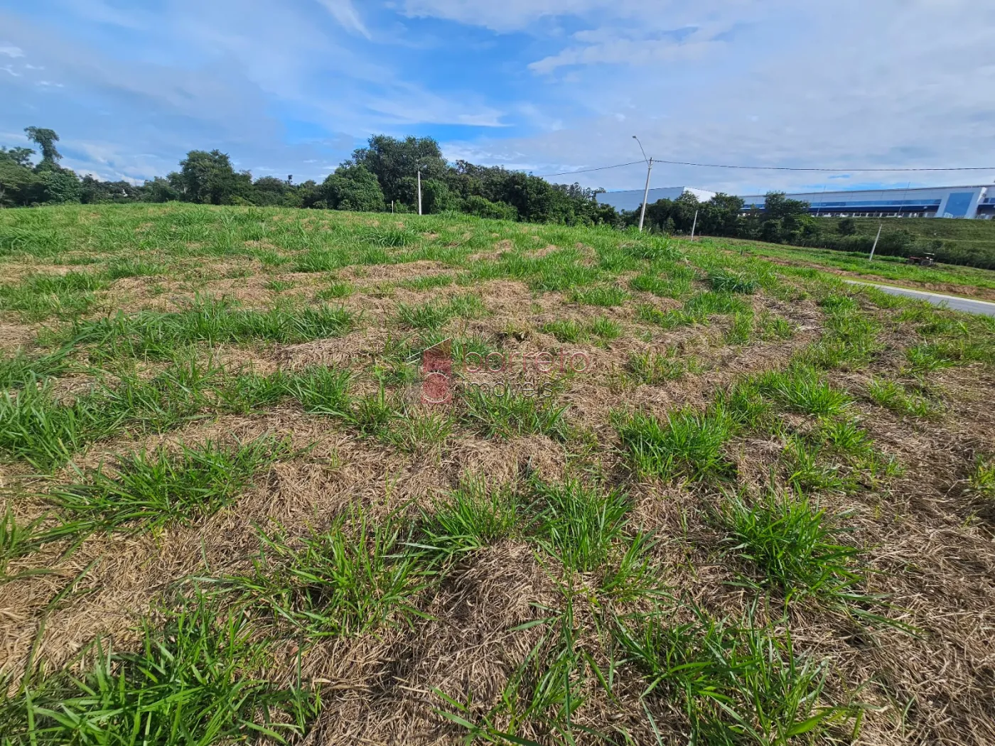 TERRENO À VENDA NO CONDOMÍNIO RESERVA DI TAMAI – LOUVEIRA/SP
