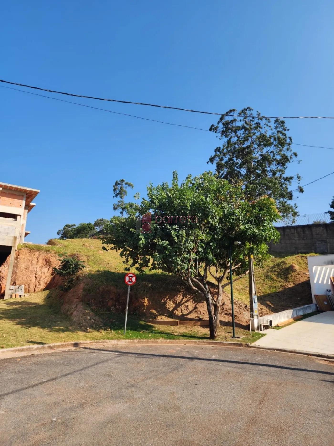 TERRENO À VENDA NO CONDOMÍNIO DELLE STELLE – LOUVEIRA/SP