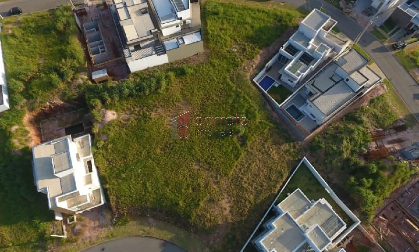 TERRENO À VENDA NO CONDOMÍNIO RESERVA JATOBÁS EM LOUVEIRA/SP