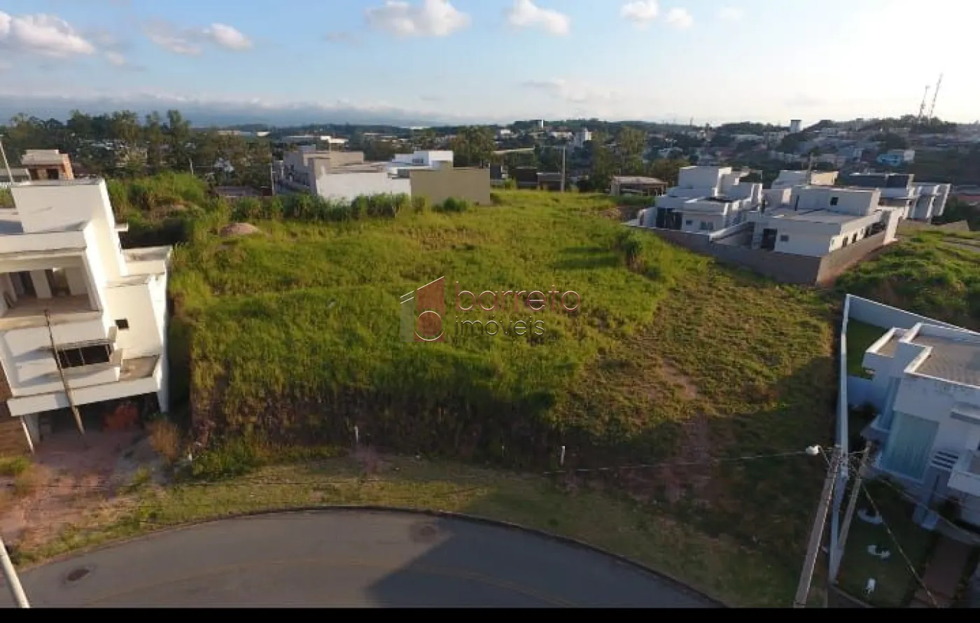 TERRENO À VENDA NO CONDOMÍNIO RESERVA JATOBÁS EM LOUVEIRA/SP