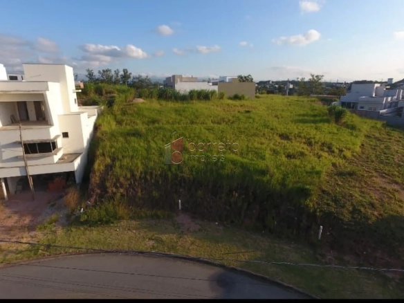 TERRENO À VENDA NO CONDOMÍNIO RESERVA JATOBÁS EM LOUVEIRA/SP